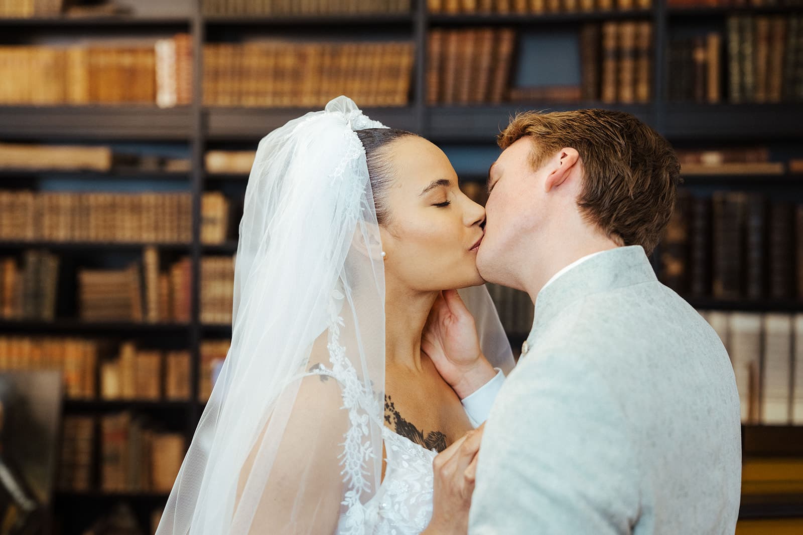 Authentischer Hochzeits-Content von echtem Paar